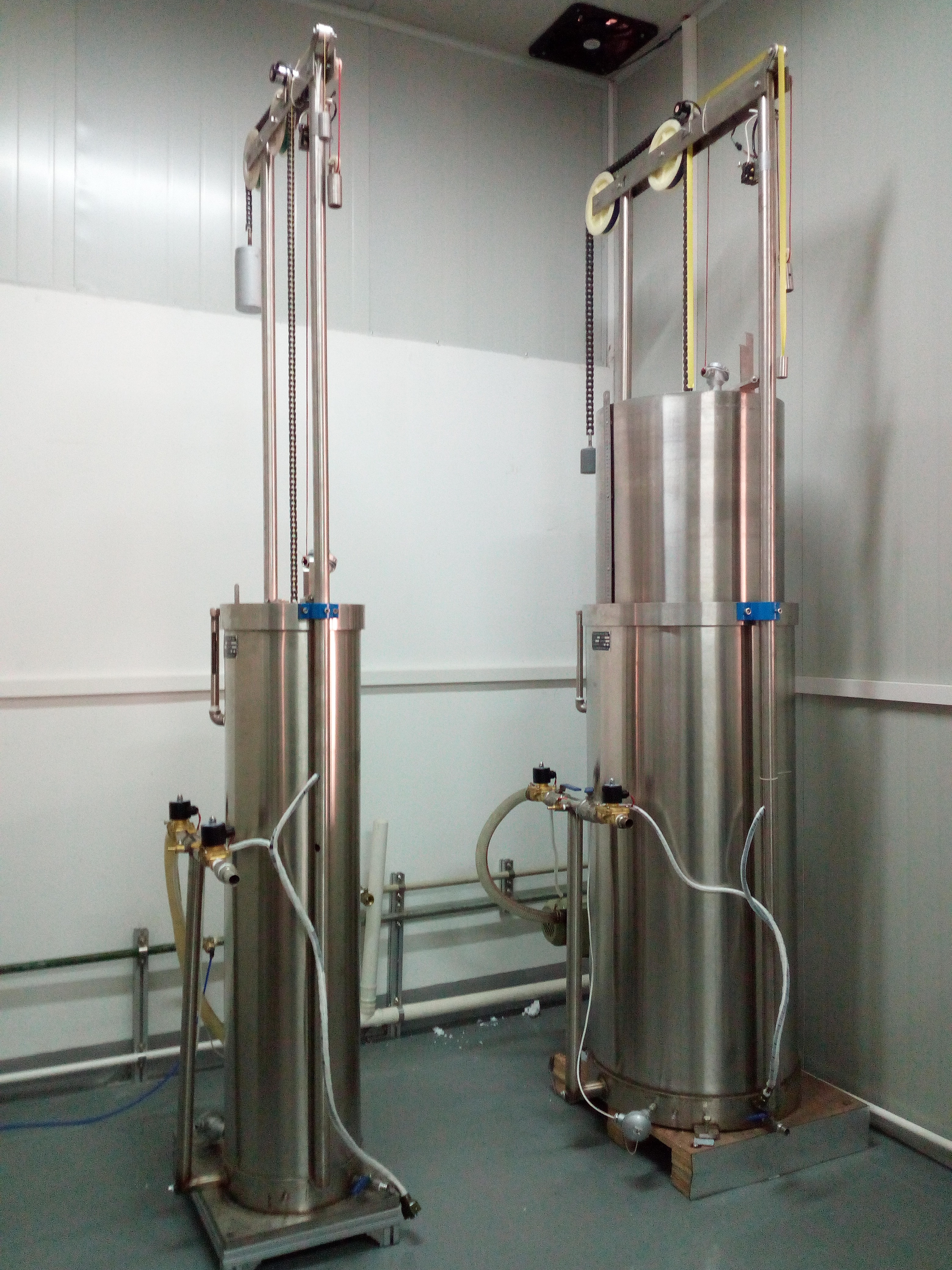 工業(yè)燃?xì)獗頇z定裝置